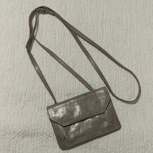 Hobo crossbody clutch